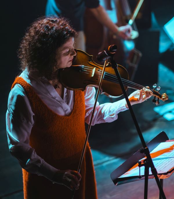 IVA BITTOVÁ & ANTONÍN FAJT & CHIMERA