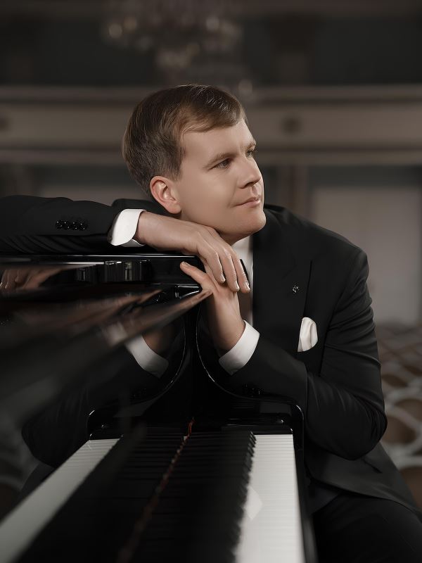 TP-SMETANA REBORN: KLAVÍRNÍ MÁ VLAST