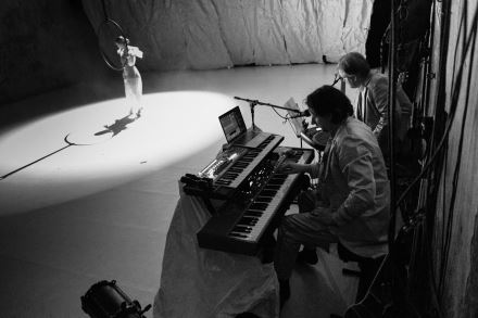 LA PUTYKA STUDIO: HEMŽENÍ NA DRUHOU (20)