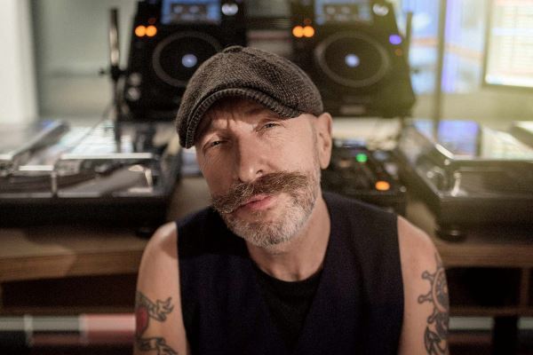 DJ GADJO.CZ & PAPIS NYASS (CZE/GMB): PÁRTY