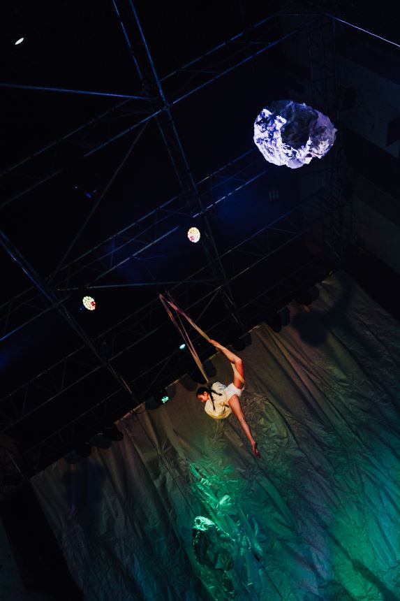 CLP STUDIO: HEMŽENÍ NA DRUHOU